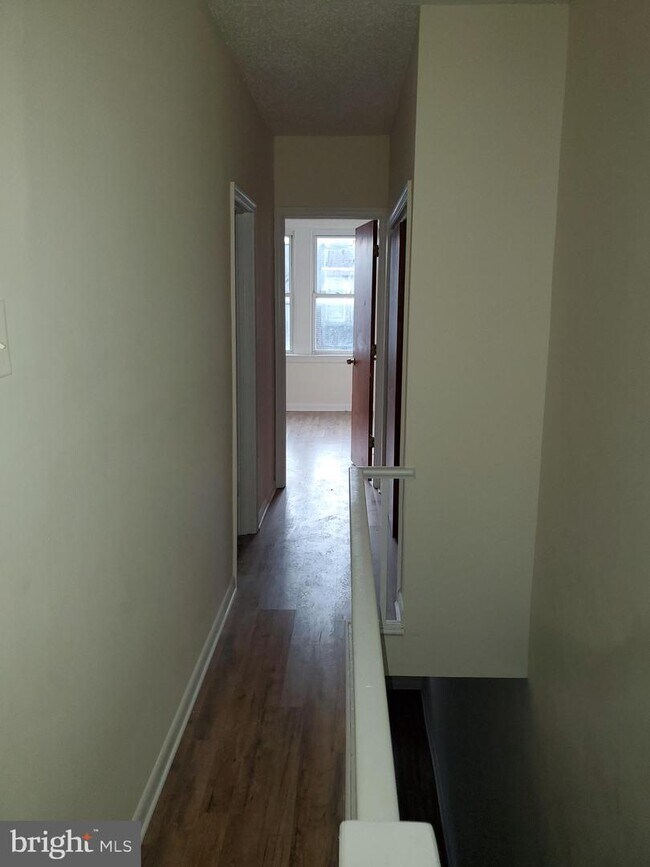 Foto del edificio - 189 W Annsbury St