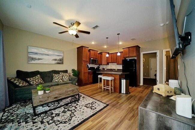 Building Photo - 1992 Greencastle Ln