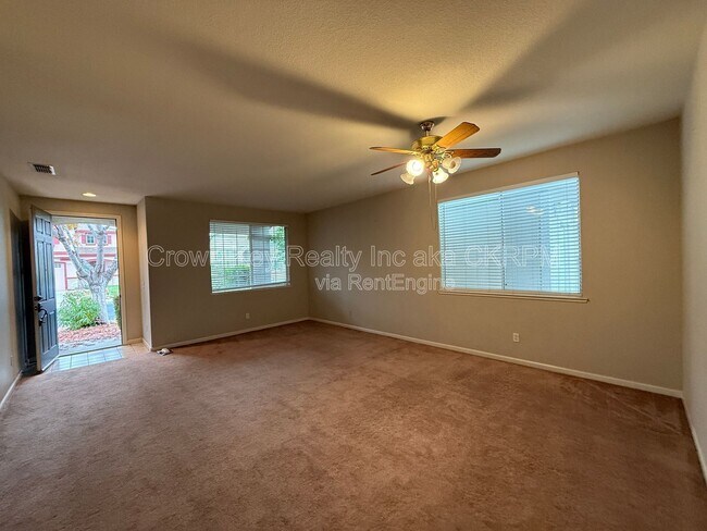 Foto del edificio - 4552 Morning Brook Ln