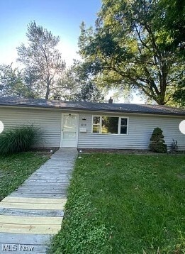 1228 E 340th St Eastlake, OH 44095 – photo 1 of 13