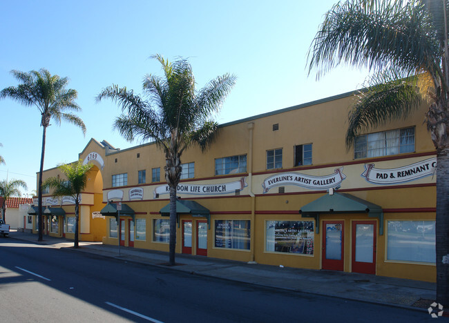 Building Photo - 6757-6765 El Cajon Blvd