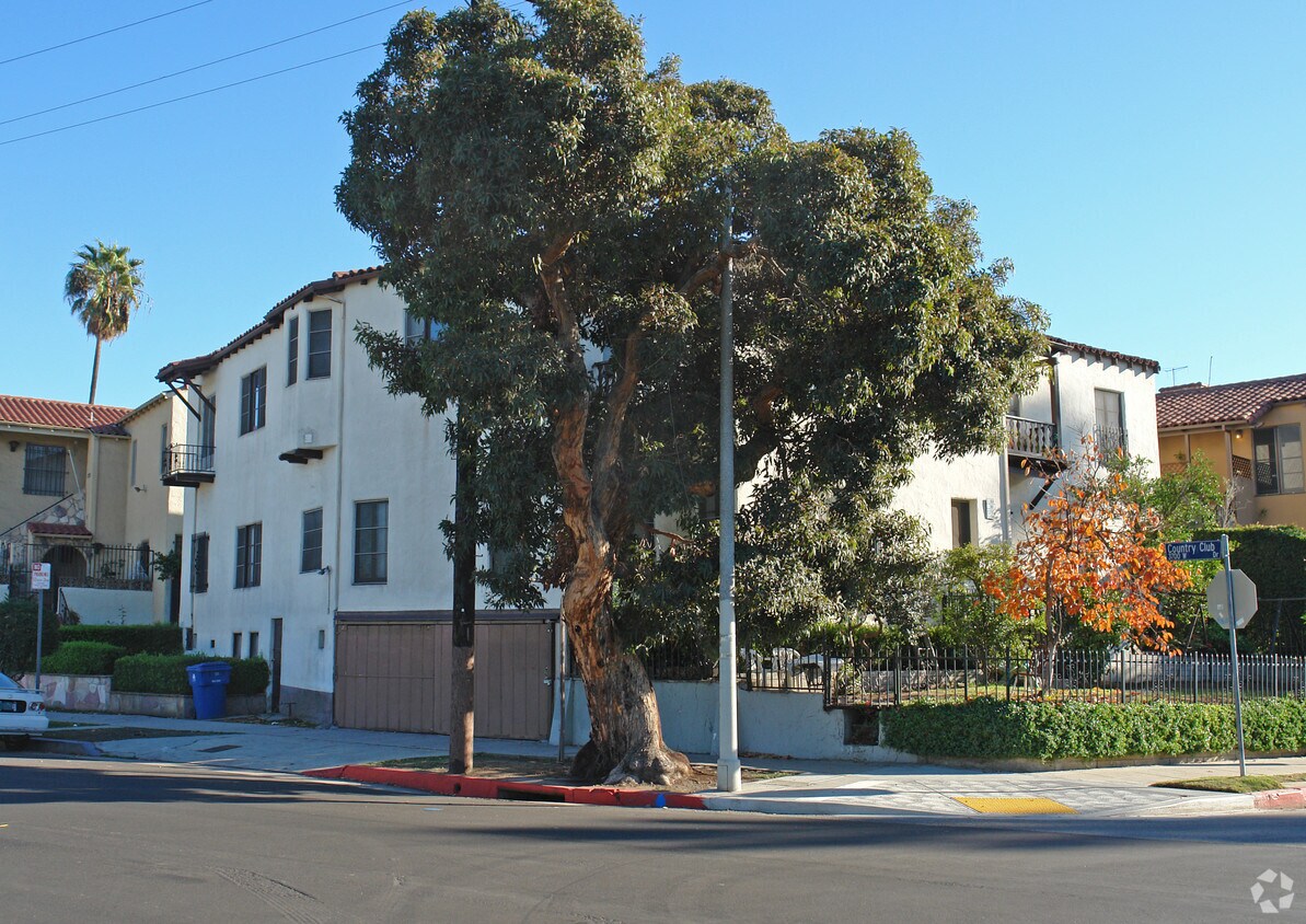 Primary Photo - 1100 5th Ave