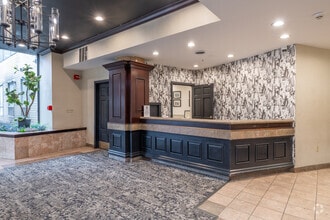 Lobby - Towne House Apartments