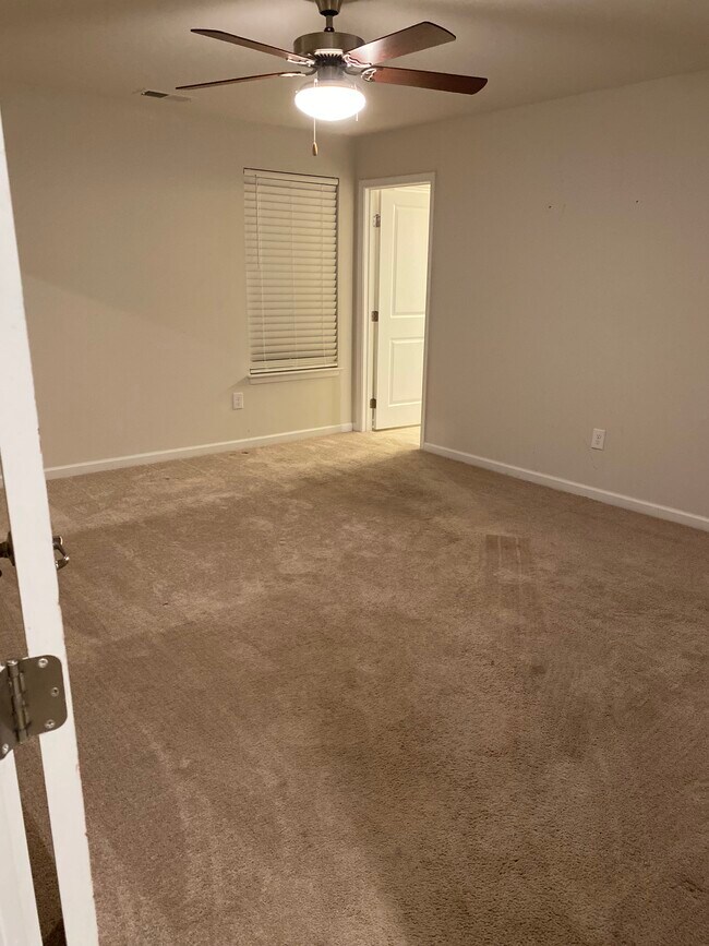 Foto del edificio - 5508 Loneleaf Way