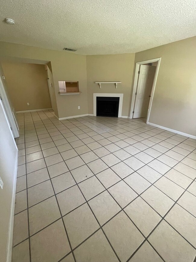Building Photo - 761 Hammond Manor Dr