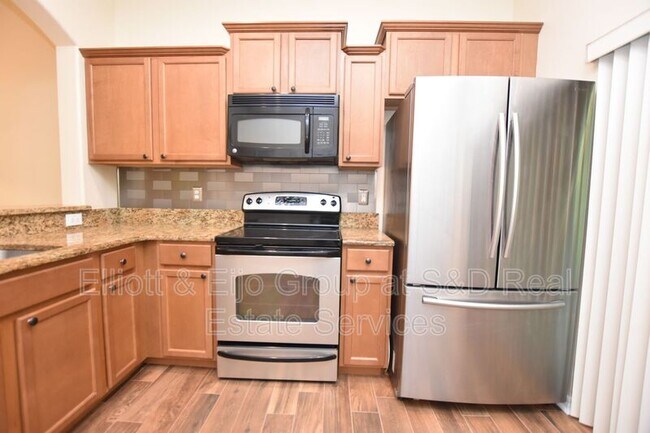 Building Photo - 4150 Shadetree Ln