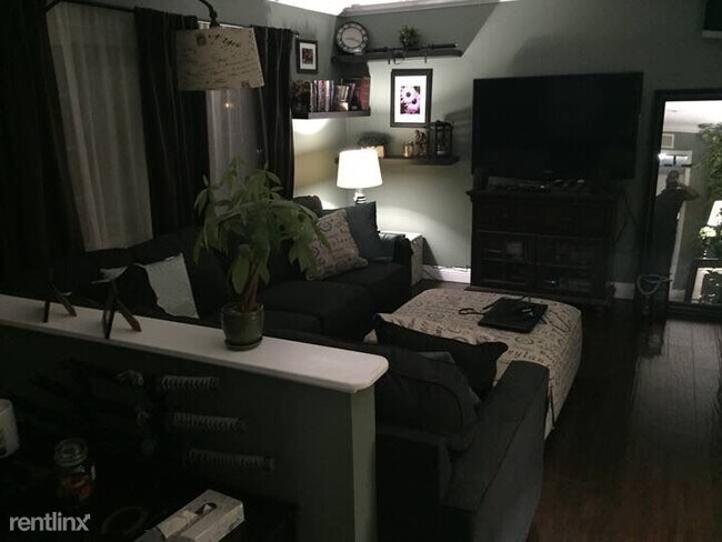 Foto del edificio - 3 br, 2 bath House - 7898 AZALEA DRIVE
