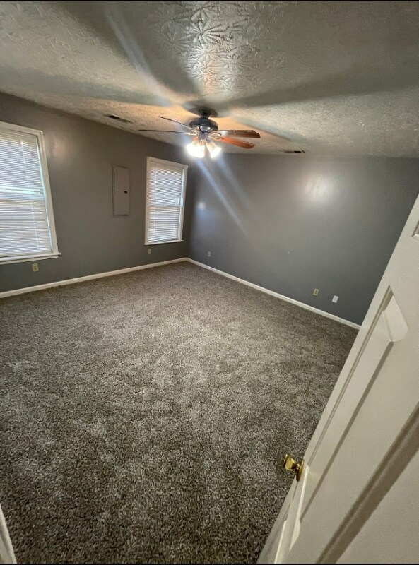 Building Photo - 144 Garnet Dr