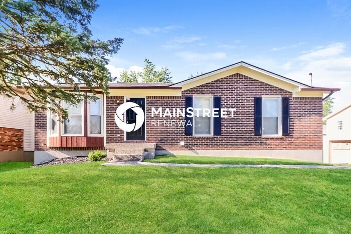Foto principal - 3 Bedroom Pet-Friendly Home in LOUISVILLE,...