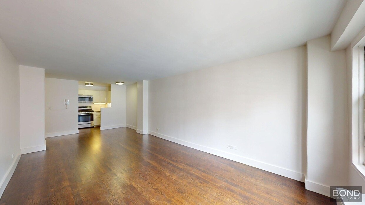 Primary Photo - 220 E 63rd St