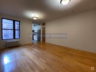 Building Photo - 652 W 163rd St