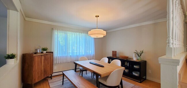 Foto del edificio - Available Late Summer & Fall | Furnished Executive Extended Stay Retreat