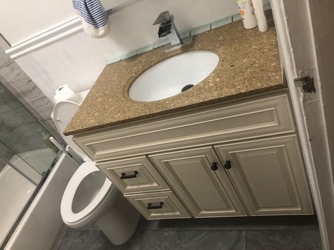 Building Photo - 2345 Fulton St