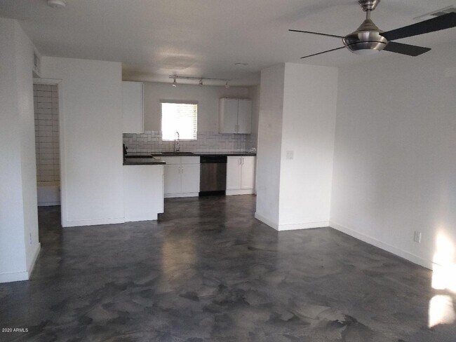 Foto del edificio - 5317 N 11th St