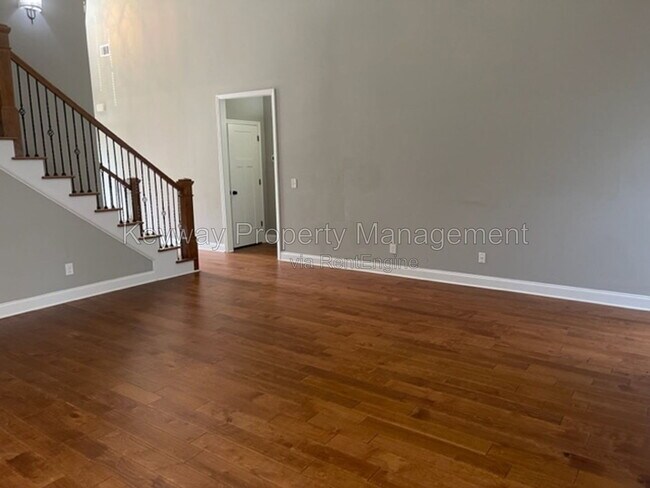 Building Photo - 3167 Lake Norman Dr