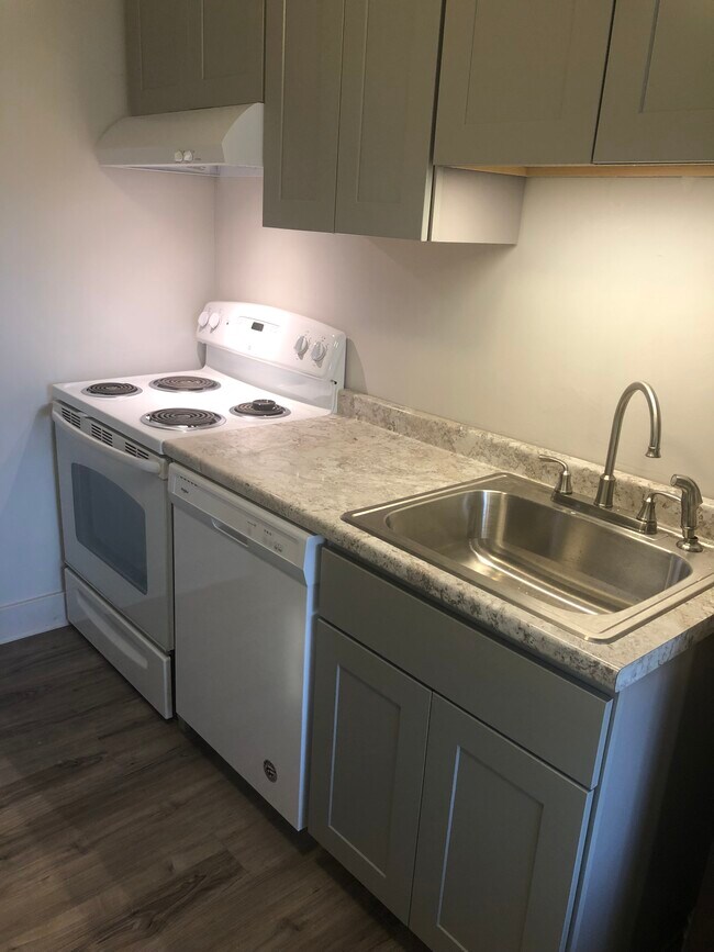 Building Photo - 807 Washington Ave