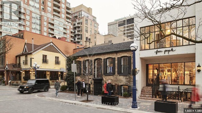 Building Photo - 8 Cumberland St