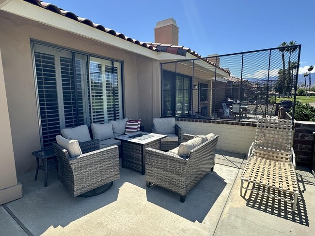 Building Photo - 430 Sierra Madre S