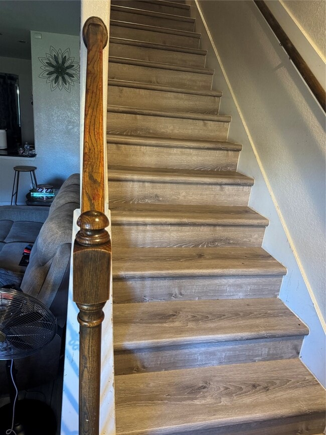 Foto del edificio - 8814 Alpine Wood Wy