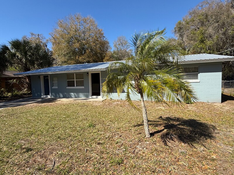 Foto principal - 150 Live Oak St