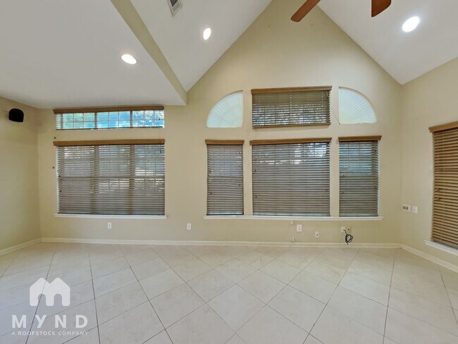 Building Photo - 229 Turnbridge Cir