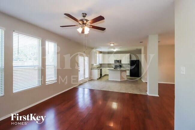 Building Photo - 2301 Saffron Ln