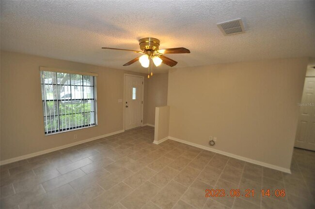 Building Photo - 17707 Sunrise Dr