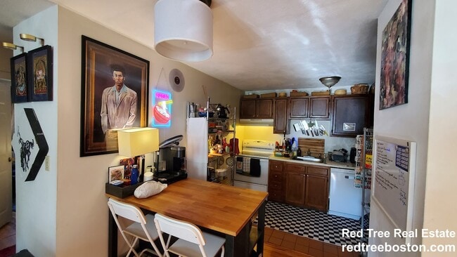 Photo - 245 Kelton St Apartment