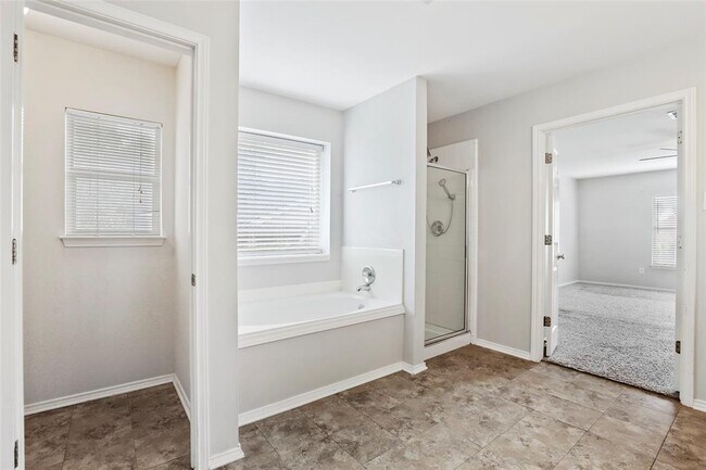 Foto del edificio - 12716 Collindale Cove