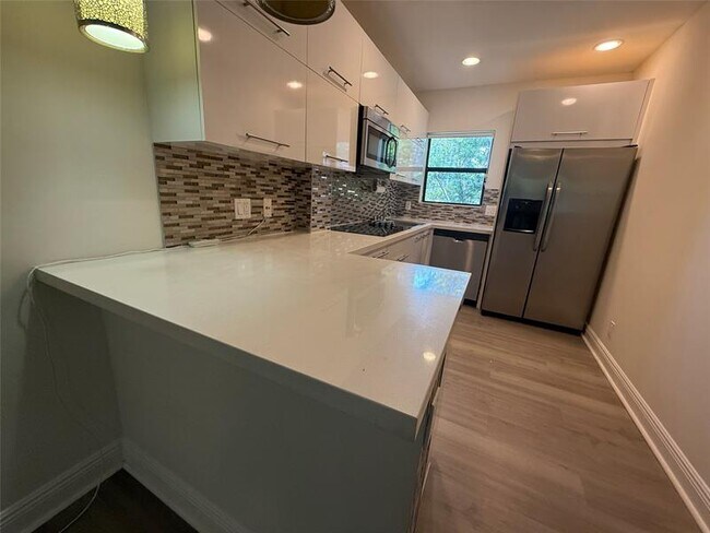 Foto del edificio - 1109 E Broward Blvd