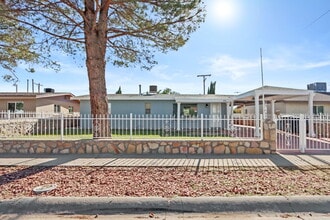 Building Photo - 390 Arvin Cir