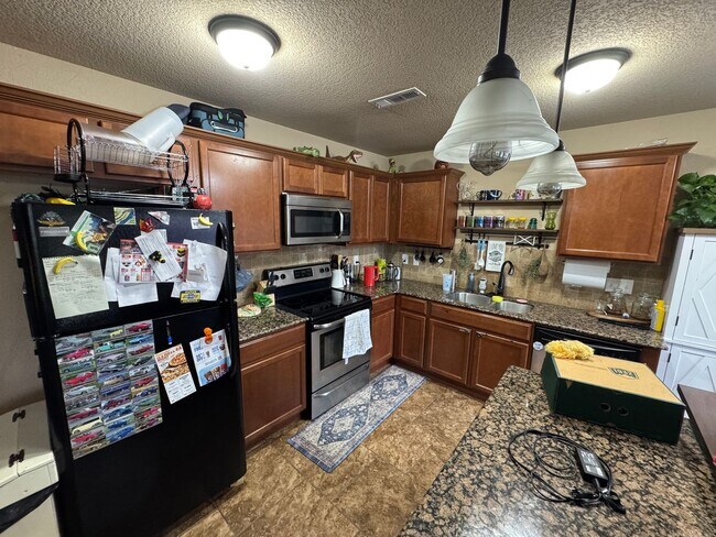 Foto del edificio - 1008 Kensington Dr