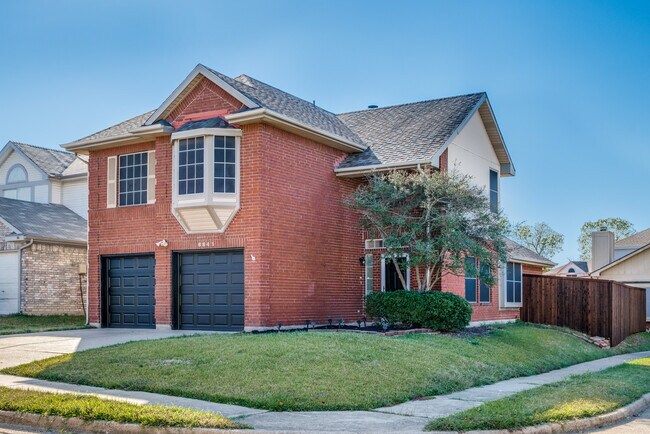 Foto del edificio - 6841 Bellehaven Dr