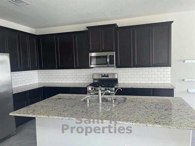 Foto del edificio - 3413 Harvest Meadow Ln
