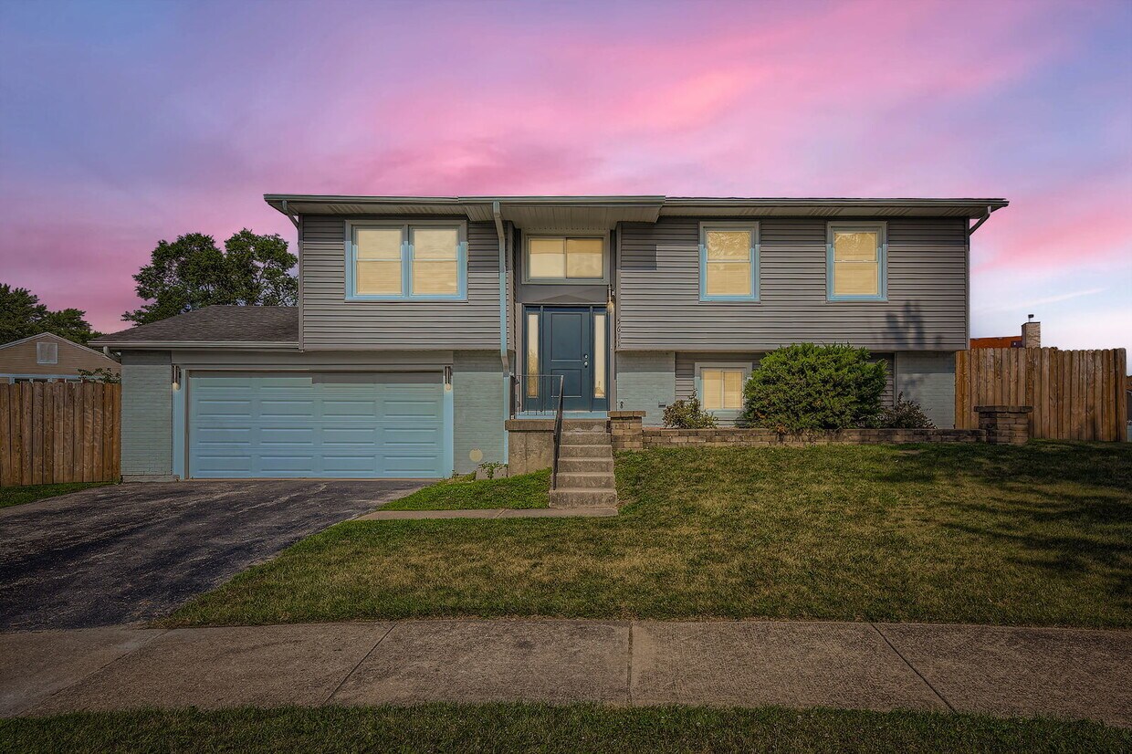 Foto principal - 5611 Allemong Dr