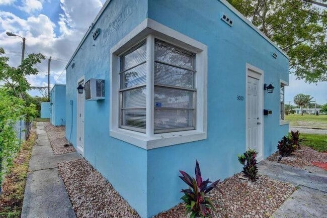 Foto del edificio - 3000 Broadway Ave