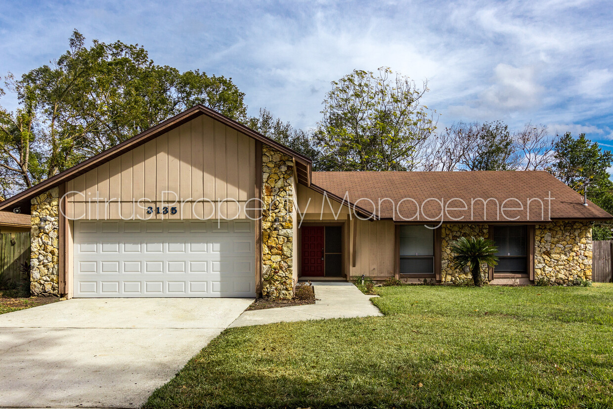 Primary Photo - Cute 3/2 Single Family Home in the heart o...