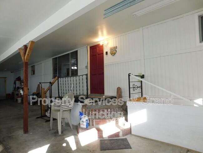 Foto del edificio - 2954 1/2 Cedar Place