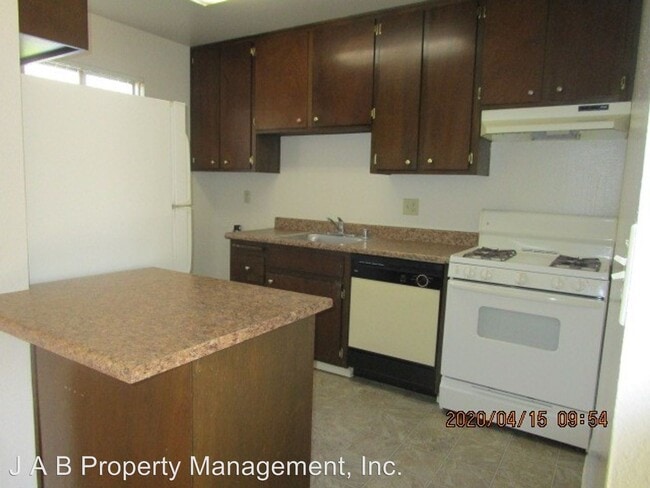 Building Photo - 8015 Lan Ark Dr