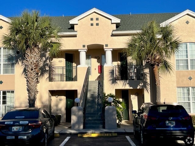 Building Photo - 1705 Prestwick Pl