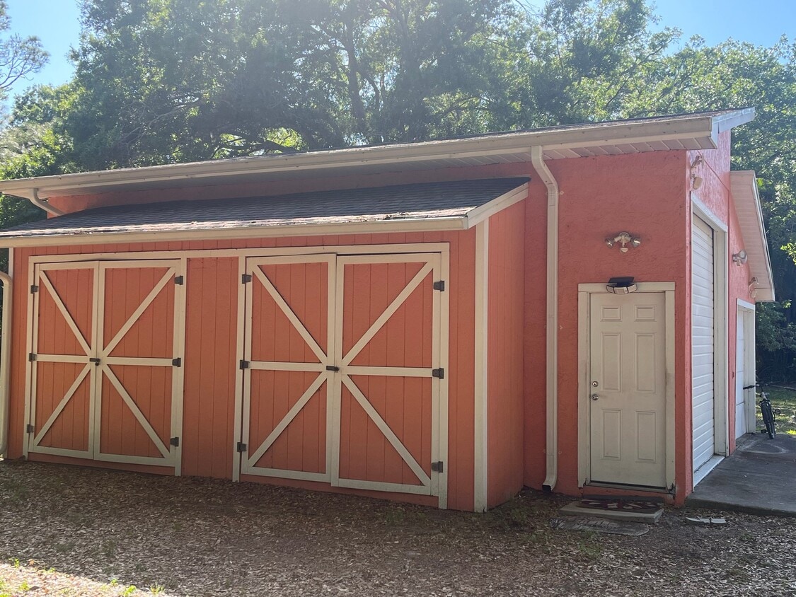 Foto del edificio - 9670 90th Ave