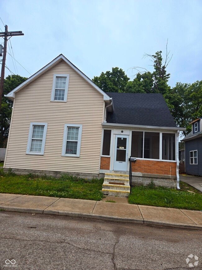 Building Photo - 352 W 28th St