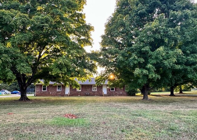 Blackman Rental - Blackman Rental House