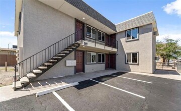 Building Photo - 308 Eastminister Ct