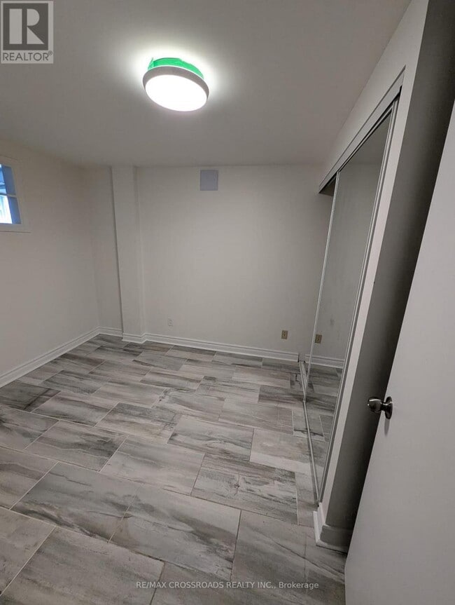 Building Photo - 140 Combermere Dr