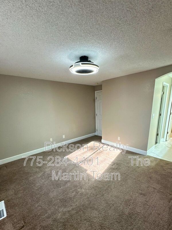Foto del edificio - 1725 Catham Ln