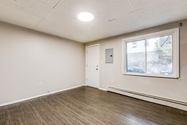 Building Photo - 2675 S 18th St