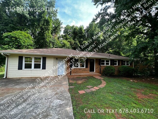 Building Photo - Spacious 3bd/1.5ba in Dallas, minutes from...