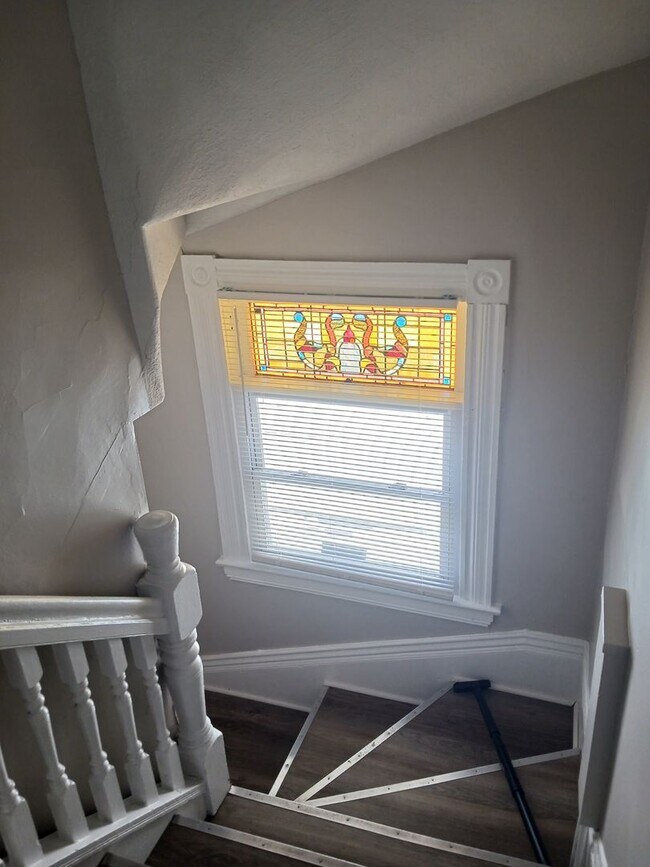 62 Amherst St Unit up, Rochester, NY 14607 Room for Rent in Rochester