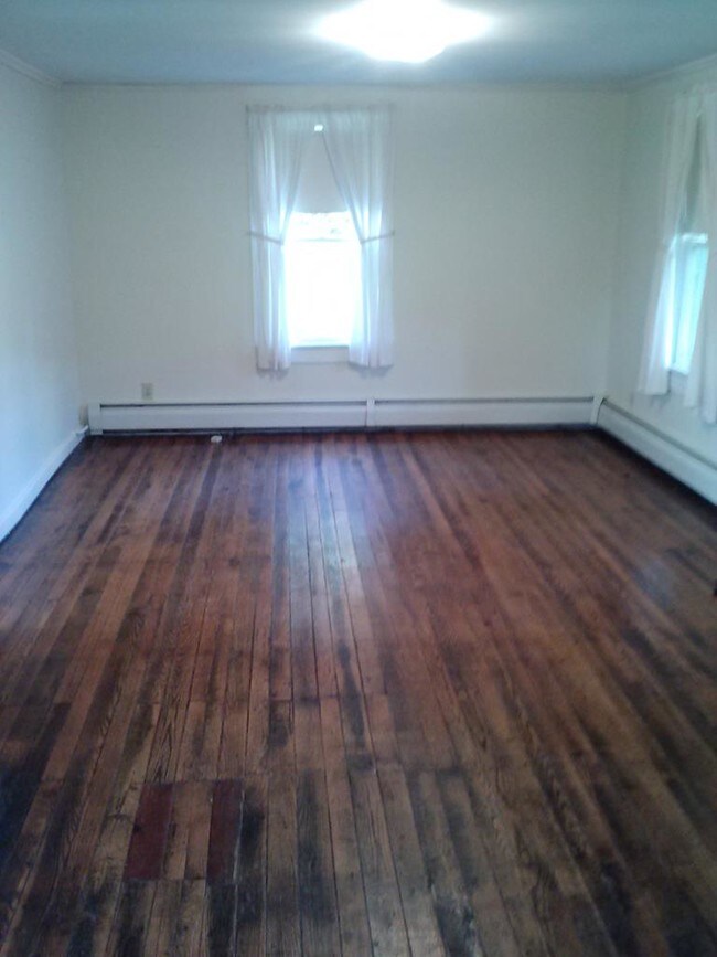 Foto del edificio - 9665 Frog Hollow Rd